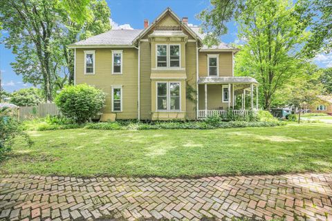 Tiny photo for 300 E Pinzon Street, Tuscola, IL 61953 (MLS # 12416499)