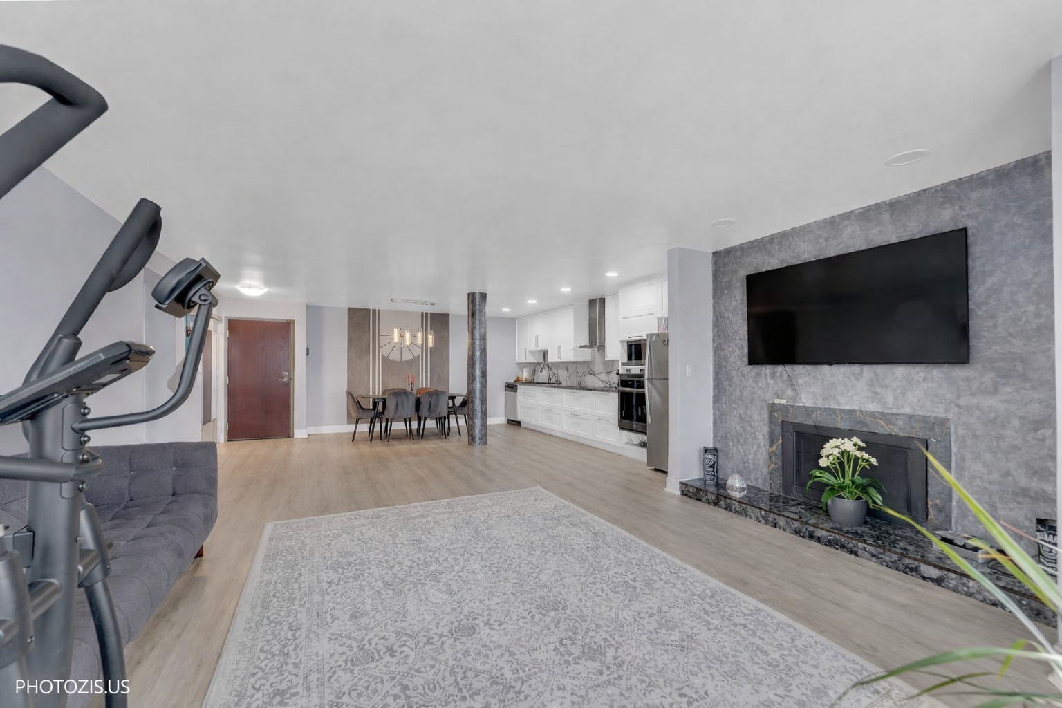 1275 E Baldwin Lane 602