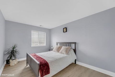 Tiny photo for 1275 E Baldwin Lane #602, Palatine, IL 60074 (MLS # 12594967)