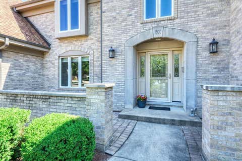 Tiny photo for 1500 Royal Oak Road, Darien, IL 60561 (MLS # 12686497)