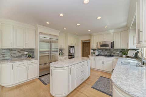Tiny photo for 1500 Royal Oak Road, Darien, IL 60561 (MLS # 12686497)