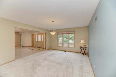 Tiny photo for 1500 Royal Oak Road, Darien, IL 60561 (MLS # 12686497)