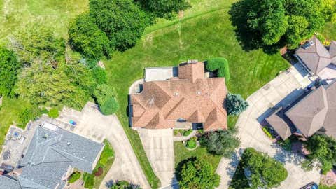 Tiny photo for 1500 Royal Oak Road, Darien, IL 60561 (MLS # 12686497)