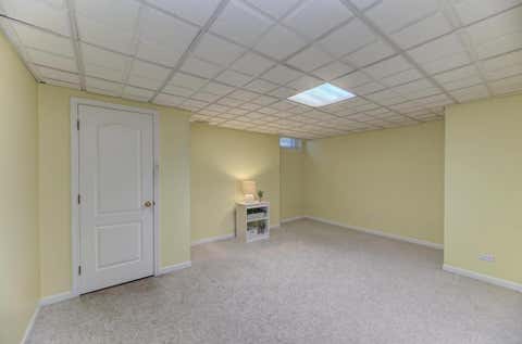 Tiny photo for 1500 Royal Oak Road, Darien, IL 60561 (MLS # 12686497)