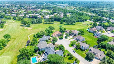 Tiny photo for 1500 Royal Oak Road, Darien, IL 60561 (MLS # 12686497)