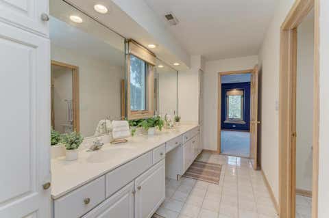 Tiny photo for 1500 Royal Oak Road, Darien, IL 60561 (MLS # 12686497)