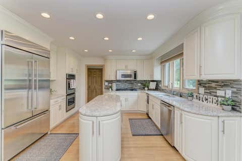 Tiny photo for 1500 Royal Oak Road, Darien, IL 60561 (MLS # 12686497)
