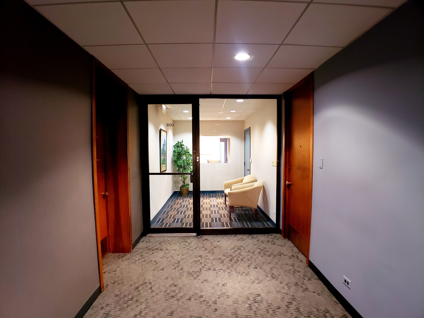 111 N WABASH Avenue 800