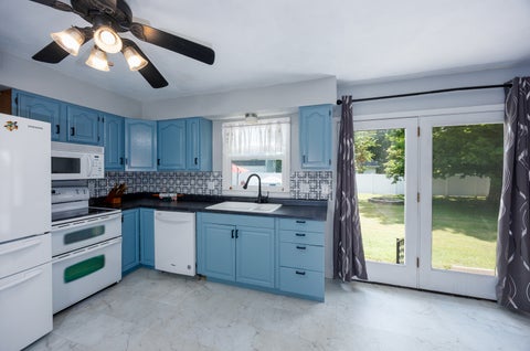 Tiny photo for 15 Lakedale Drive, Salem, IL 62881 (MLS # 12720543)