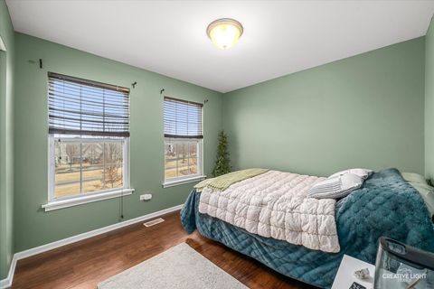 Tiny photo for 337 Lakeshore Drive, Oswego, IL 60543 (MLS # 12525684)