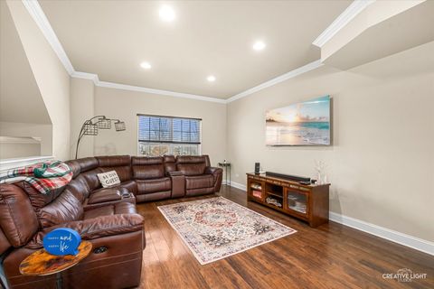 Tiny photo for 337 Lakeshore Drive, Oswego, IL 60543 (MLS # 12525684)