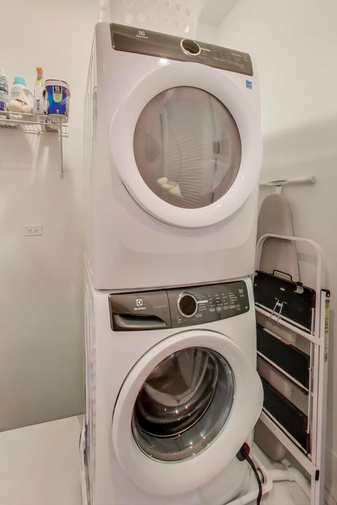 Tiny photo for 3943 N Francisco Avenue, Chicago, IL 60618 (MLS # 12523360)