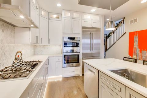 Tiny photo for 3943 N Francisco Avenue, Chicago, IL 60618 (MLS # 12523360)