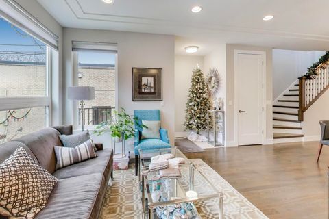 Tiny photo for 3943 N Francisco Avenue, Chicago, IL 60618 (MLS # 12523360)