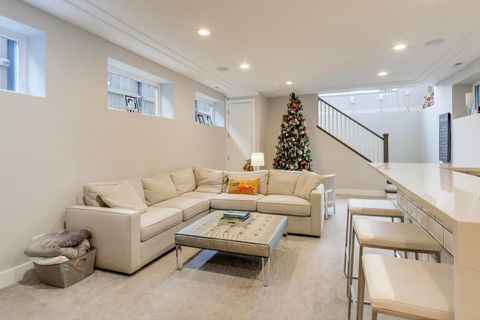 Tiny photo for 3943 N Francisco Avenue, Chicago, IL 60618 (MLS # 12523360)