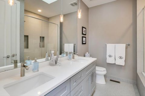 Tiny photo for 3943 N Francisco Avenue, Chicago, IL 60618 (MLS # 12523360)