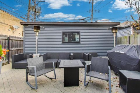 Tiny photo for 3943 N Francisco Avenue, Chicago, IL 60618 (MLS # 12523360)