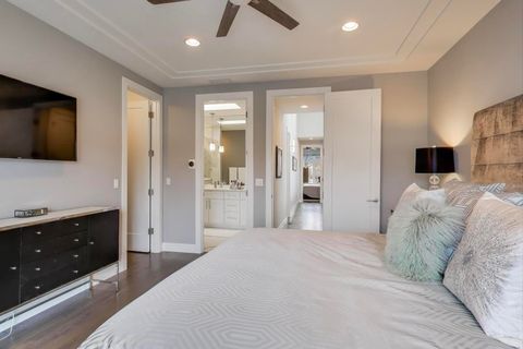 Tiny photo for 3943 N Francisco Avenue, Chicago, IL 60618 (MLS # 12523360)