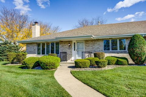 Tiny photo for 11101 Louetta Lane, Orland Park, IL 60467 (MLS # 12496681)