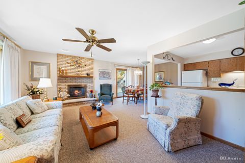 Tiny photo for 11101 Louetta Lane, Orland Park, IL 60467 (MLS # 12496681)