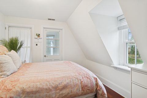 Tiny photo for 202 E Hillside Avenue, Barrington, IL 60010 (MLS # 12526594)