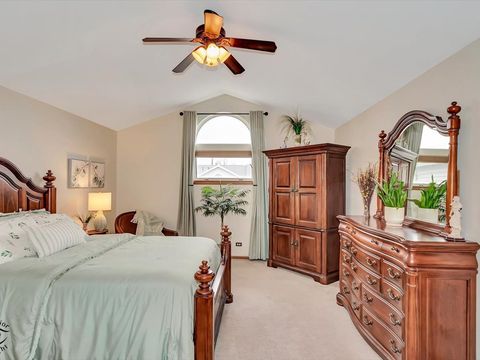 Tiny photo for 8300 Highpoint Circle #F, Darien, IL 60561 (MLS # 12518812)