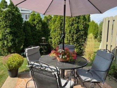 Tiny photo for 8300 Highpoint Circle #F, Darien, IL 60561 (MLS # 12518812)