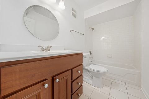 Tiny photo for 712 TIPPERARY Court #1C, Schaumburg, IL 60193 (MLS # 12403440)