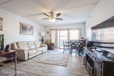 Tiny photo for 5000 Oakton Street E #505, Skokie, IL 60077 (MLS # 11950108)