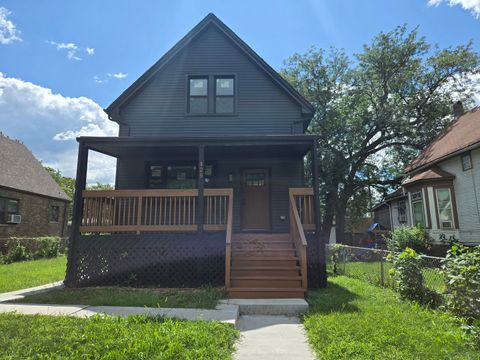 Photo of 429 W 102nd Place, Chicago, IL 60628 (MLS # 12456037)