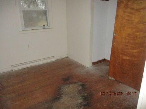 Tiny photo for 2716 Gideon Avenue, Zion, IL 60099 (MLS # 12592904)