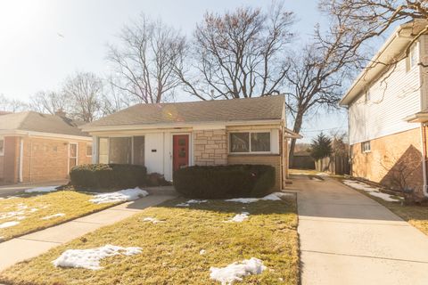 7118 N Merrimac Avenue Chicago IL 60646