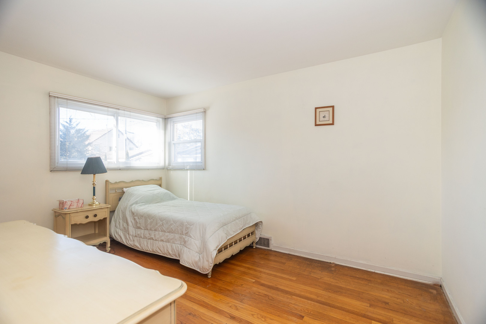 7118 N Merrimac Avenue