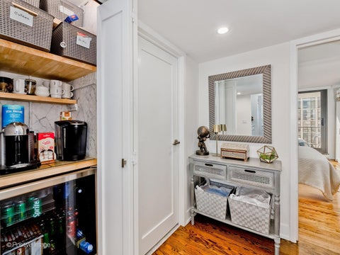 Tiny photo for 1212 N Lake Shore Drive #16CS, Chicago, IL 60610 (MLS # 12791878)