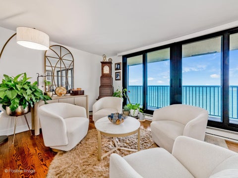 Tiny photo for 1212 N Lake Shore Drive #16CS, Chicago, IL 60610 (MLS # 12791878)