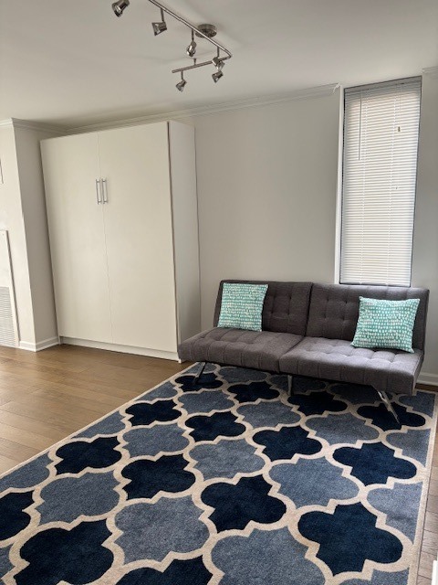 3660 N Lake Shore Drive 2109