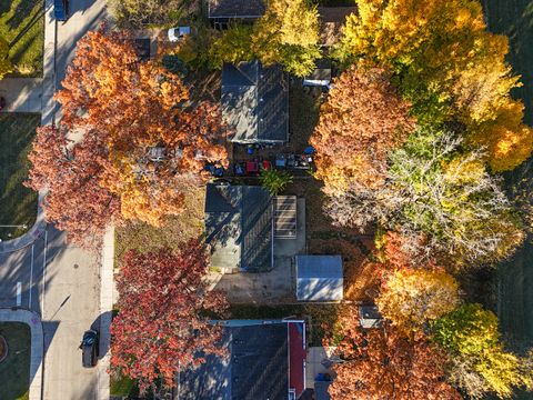 Tiny photo for 94 Wren Road, Carpentersville, IL 60110 (MLS # 12512565)