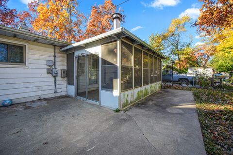 Tiny photo for 94 Wren Road, Carpentersville, IL 60110 (MLS # 12512565)