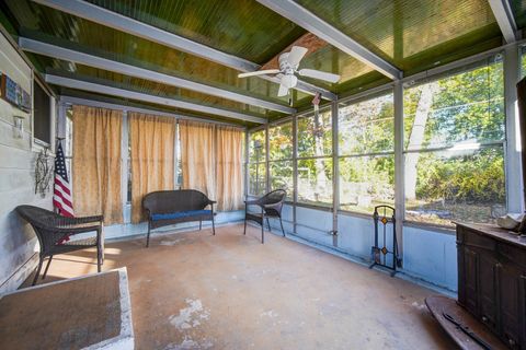 Tiny photo for 94 Wren Road, Carpentersville, IL 60110 (MLS # 12512565)