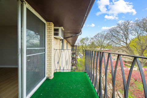 Tiny photo for 535 S CLEVELAND Avenue #406, Arlington Heights, IL 60005 (MLS # 12621790)