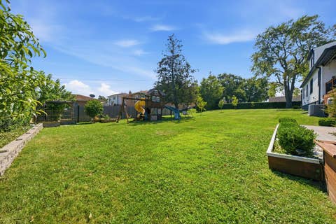 Tiny photo for 10801 Menard Avenue, Chicago Ridge, IL 60415 (MLS # 12724362)