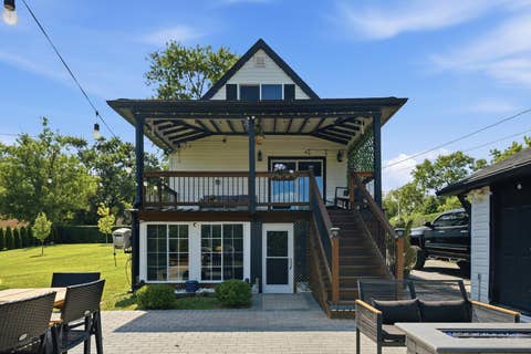 Tiny photo for 10801 Menard Avenue, Chicago Ridge, IL 60415 (MLS # 12724362)