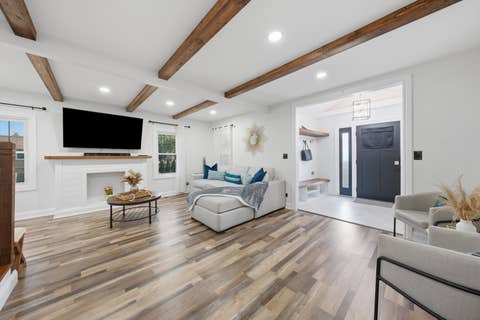 Tiny photo for 10801 Menard Avenue, Chicago Ridge, IL 60415 (MLS # 12724362)