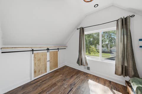 Tiny photo for 10801 Menard Avenue, Chicago Ridge, IL 60415 (MLS # 12724362)