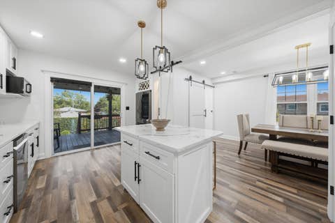 Tiny photo for 10801 Menard Avenue, Chicago Ridge, IL 60415 (MLS # 12724362)
