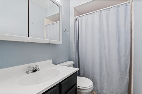 Tiny photo for 5709 Park Place #F2, Crestwood, IL 60418 (MLS # 12747489)