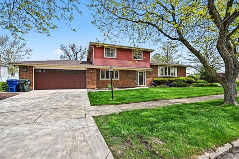 Photo of 1018 E 193rd Street, Glenwood, IL 60425 (MLS # 12641767)