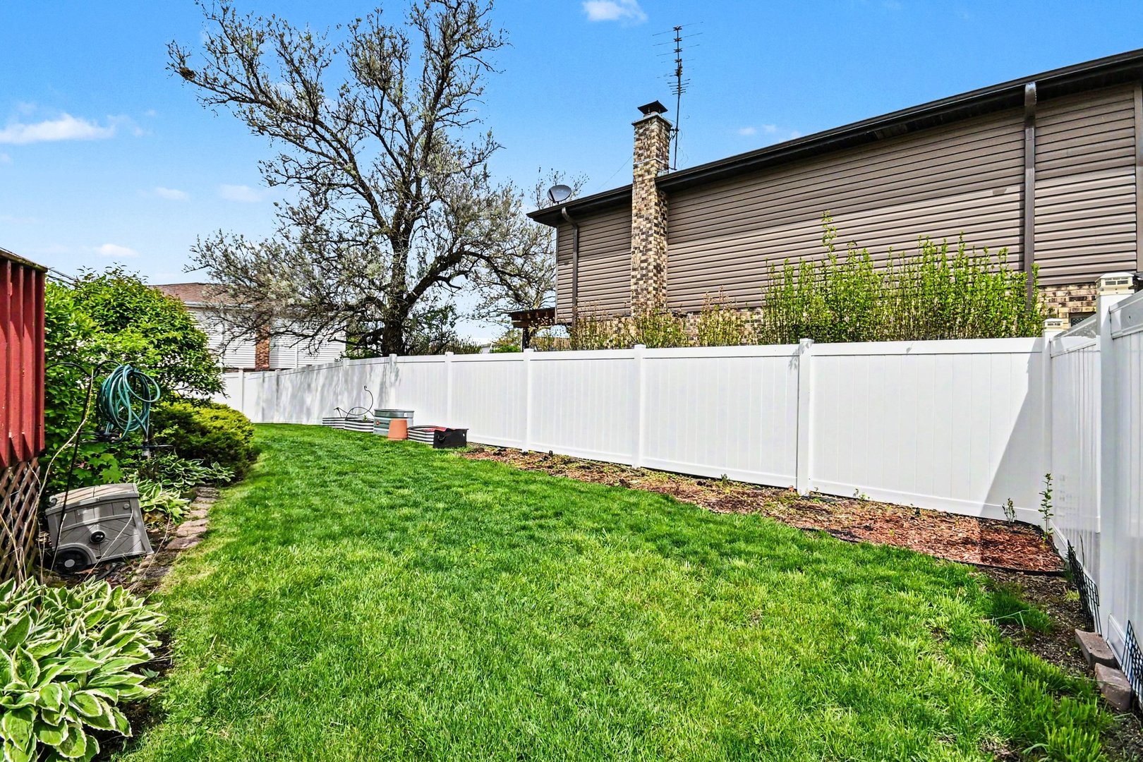 1018 E 193rd Street