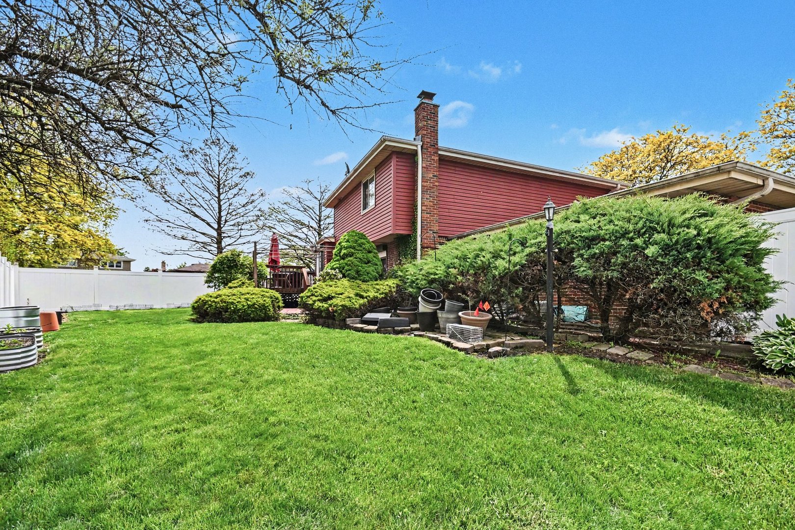 1018 E 193rd Street