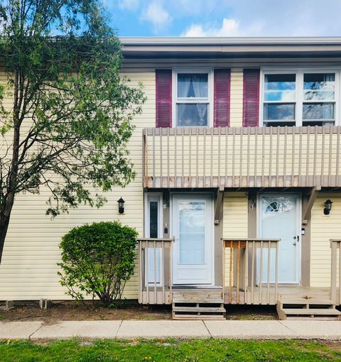 238 Chippewa Court D Bolingbrook IL 60440